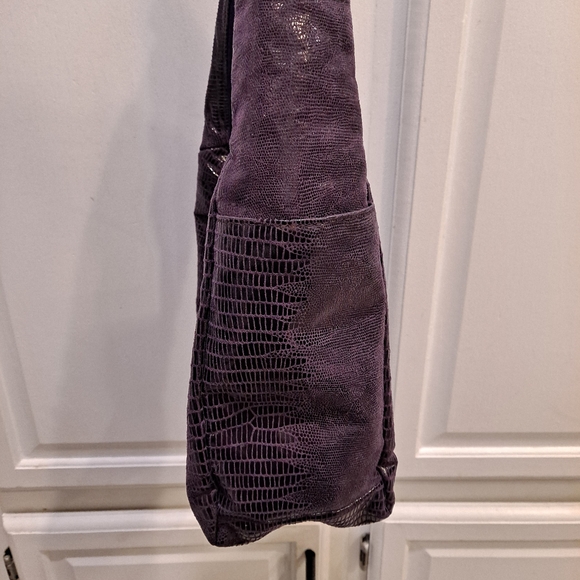Pinky Bags Shimmering Snakeskin Purple Hobo Shoulder Bag - Picture 4 of 10